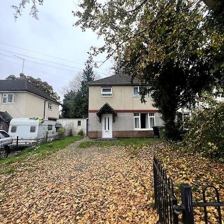 Spacious City Centre Home Near Hospital & M5 Вустер Экстерьер фото
